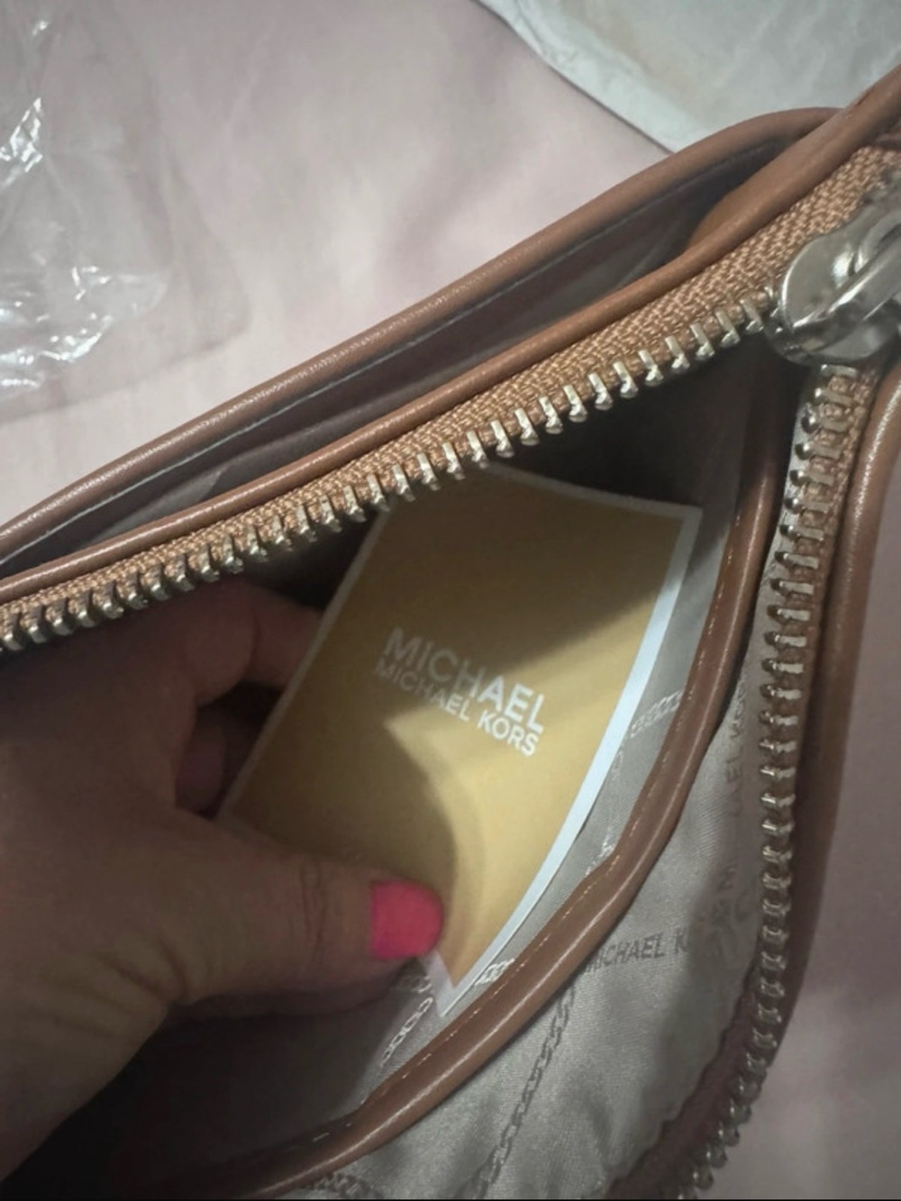 Michaels White Wristlet with Rainbow MK Logo - Picture 7 of 12